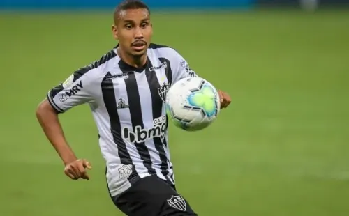 Jair pode ser alçado no meio. Getty Images