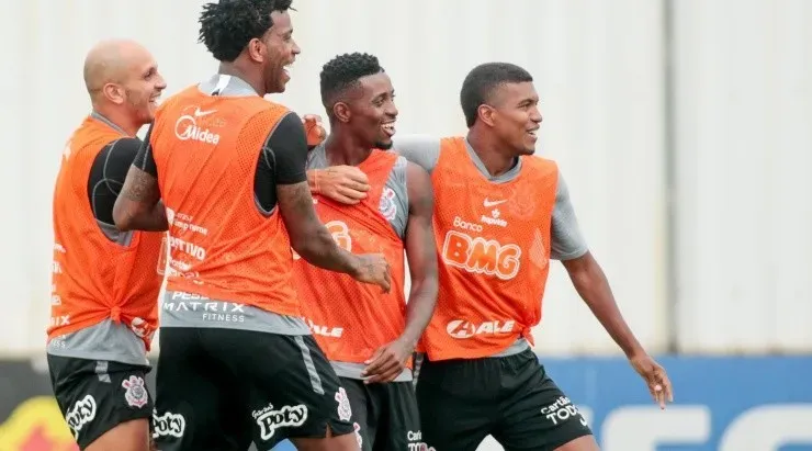 Guaraná Poty estampa sua marca na parte de trás do calção - Foto: Rodrigo Coca/Corinthians.