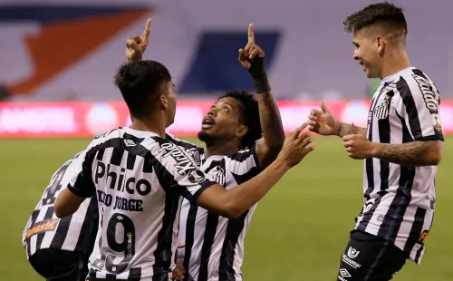 Comemoração de gol do Santos. Foto: Getty Images