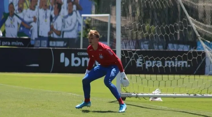 Douglas Friedrich em ação pelo Bahia. Foto: Divulgação