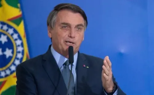 O governo de Jair Bolsonaro quer recriar o auxílio, mas para menos pessoas - Foto: Getty Images