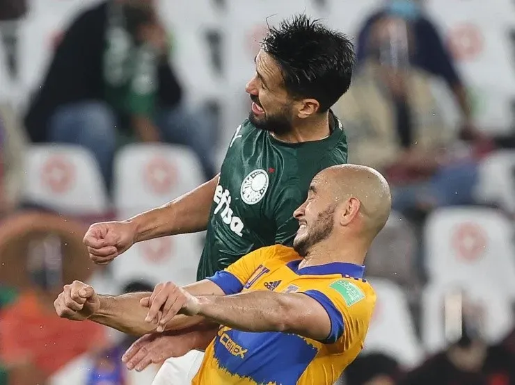 Contra o Tigres: Luan ficou marcado após cometer pênalti decisivo (Foto: Cesar Greco/Palmeiras/Divulgação)