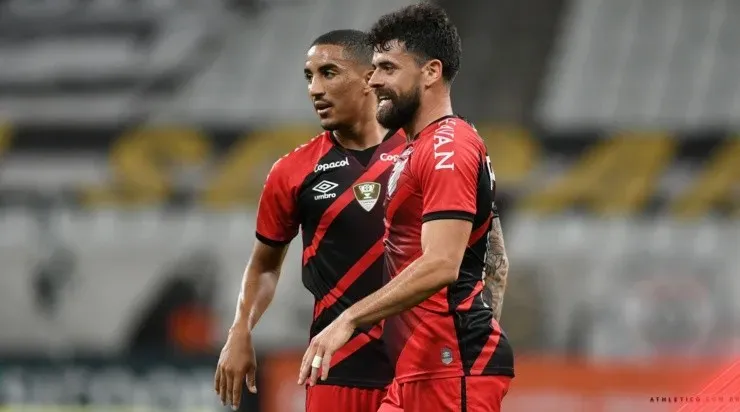 Canesin: destaque com um gol e duas assistências (Foto: Mauricio Mano/athletico.com.br/Divulgação)