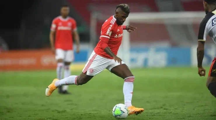 Rodinei pertence ao Flamengo - Foto: Ricardo Duarte/Inter.