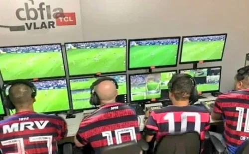 Meme com VAR flamenguista. Foto: Getty Images