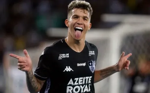 Nazário não caiu nas graças da torcida do Botafogo e deve deixar o time em fevereiro (Foto: Vítor Silva/Botafogo)