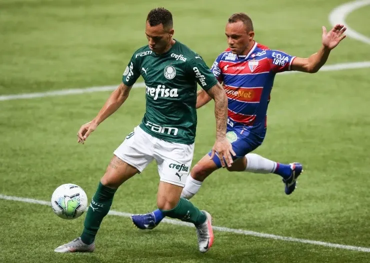 Palmeiras em jogo contra o Fortaleza. (Foto: Getty Images)