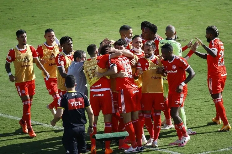 O Inter será o campeão caso vença o Flamengo. (Foto: Bruna Prado/Getty Images)