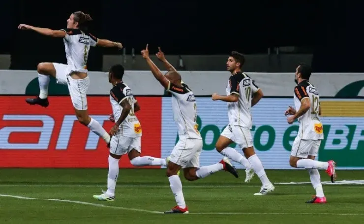 Sport vai em busca da vitória para permanecer na série A em 2021. (Foto: Getty Images)