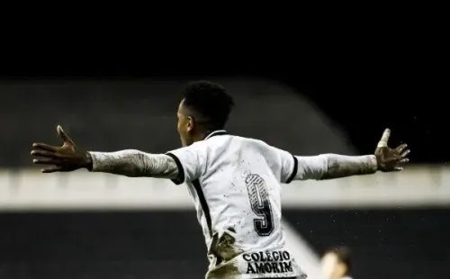 Cauê é um dos principais talentos da equipe sub-20 do Timãoe vai ter chances com Mancini a partir do Paulistão(Foto: Rodrigo Gazzanel / Ag. Corinthians)