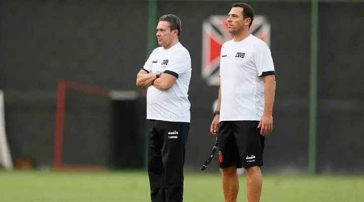 Treinador não conseguiu garantir a permanência - Foto: Rafael Ribeiro/Twitter Oficial do Vasco/Divulgação.