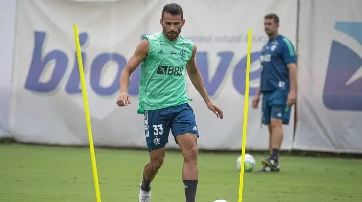 Thiago Maia renovou com o Flamengo até junho de 2022. Foto: Alexandre Vidal/Flamengo