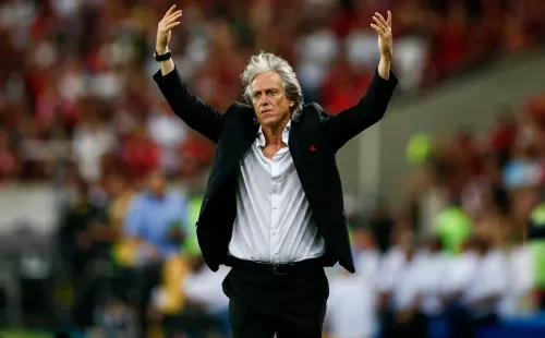 Jorge Jesus sob o comando do Flamengo no Maracanã. Foto: Getty Images