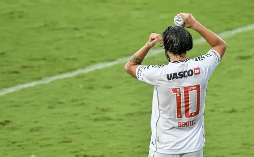 Benítez está cedido por empréstimo ao Vasco até junho, mas pode ir jogar em SP em 2021 (Foto:Thiago Ribeiro/AGIF)