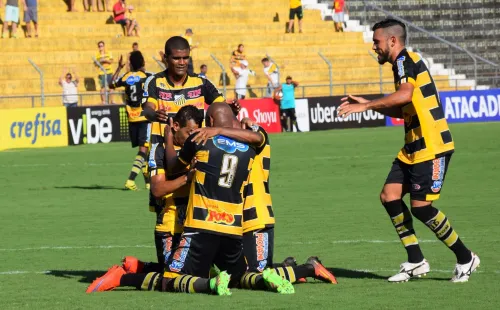 Novorizontino comemorando gol. (Jonatan Dutra/ Novorizontino)