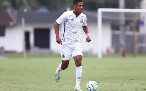 O atacante Ângelo já está integrado aos profissionais.Foto: Fickr Santos Futebol Clube – autor: Pedro Ernesto Guerra Azevedo