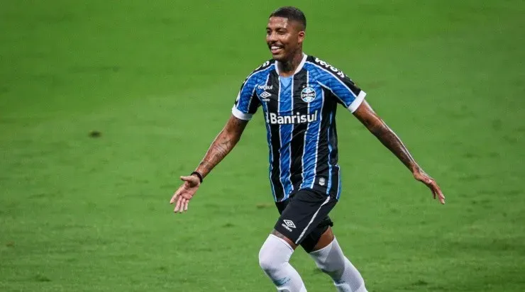 Jean Pyerre: especulado no Tricolor (Foto: Fernando Alves/AGIF)