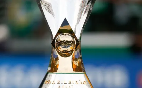 Troféu do Brasileirão. Foto: Getty Images