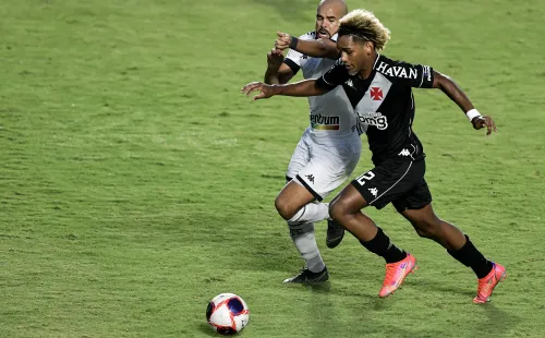 Jovem MT fica fora do duelo contra o Madureira por dores na lombar (Foto: Thiago Ribeiro/AGIF)