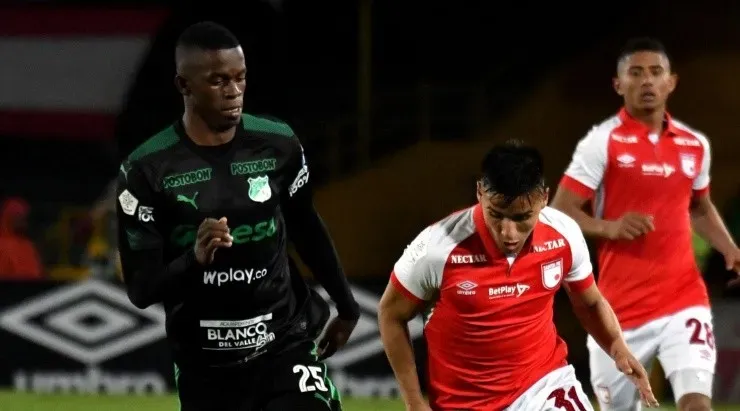 Andrés Colorado (E): monitorado pelo Internacional (Foto: Getty Images)