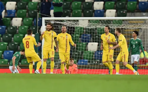 Jogadores da Romênia em comemoração. Foto: Getty Images