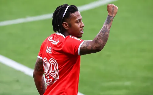 Abel Hernández: na mira do Fortaleza (Pedro H. Tesch/AGIF)