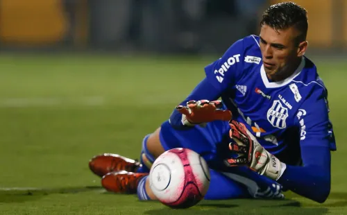 Ivan operou punho em outubro e vem se recuperando em 2021 (Foto: Marcello Zambrana/AGIF)