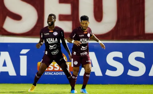 Ferroviária em campo pelo Paulistão. (Foto: AGIF)