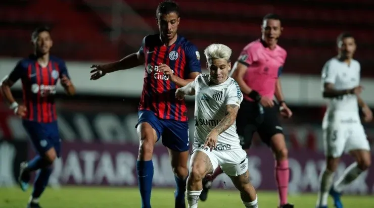 Soteldo entrou no segundo tempo no duelo do Nuevo Gasómetro (Foto: Getty Images)