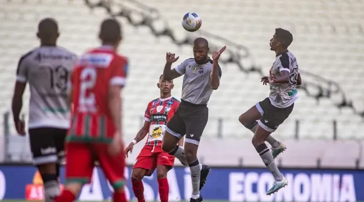 Messias em ação contra o Salgueiro – Foto: Flickr Oficial Ceará Sporting Club – autor:Stephan Eilert