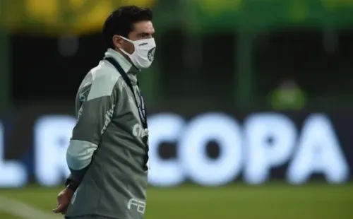 Abel durante partida entre Palmeiras e Defensa y Justicia. Foto: Getty Images