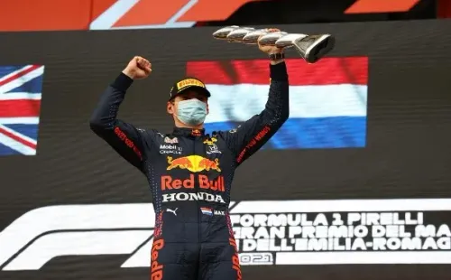 Holandês festeja vitória na Itália. (Foto: Bryn Lennon/Getty Images)