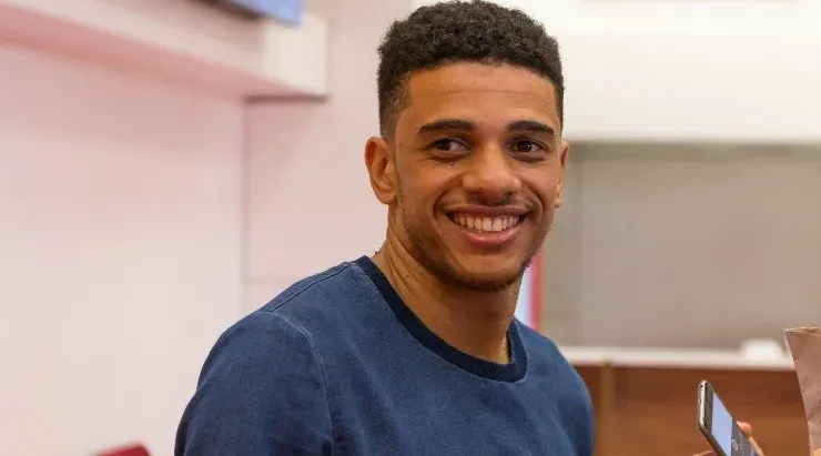 Taison: de votla ao Colorado (Foto:Jeferson Guareze/AGIF)