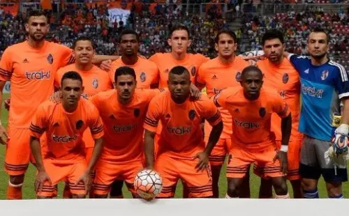 Deportivo La Guaira em campo pela Libertadores. (Foto: Reprodução Twitter)