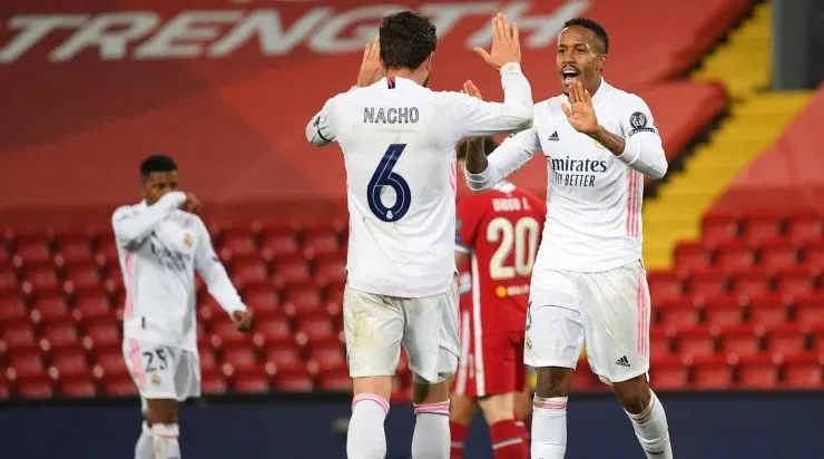 Jogadores do Real Madrid comemoram gol pela Champions League (Foto: Getty Images)