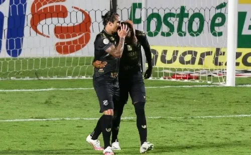 Ceará comemorando gol. (Foto: Getty Images)