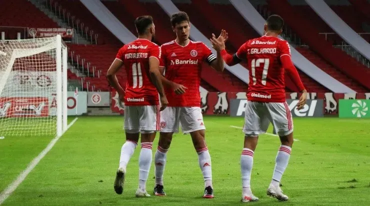 Yuri Alberto e Thiago Galhardo: dupla está em alta na temporada (Foto: Ricardo Duarte/Inter/Divulgação)