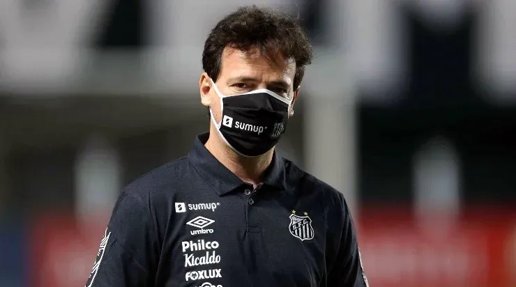 Fernando Diniz estreou com vitória no comando do Santos (Foto: Getty Images)
