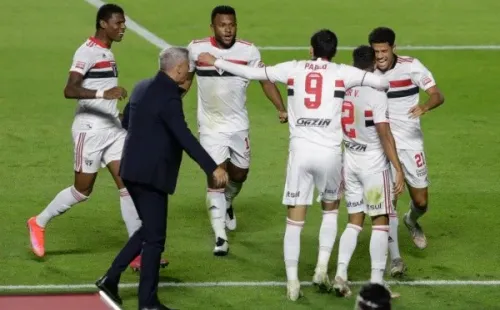 Crespo comemorando gol com a equipe no Paulistão. (Marcello Zambrana/AGIF)