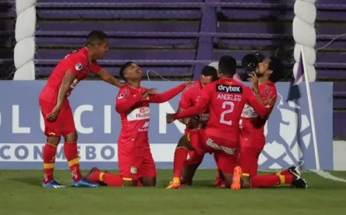 O Sport Huancayo também jogou a Sul-Americana em 2020 (Foto: Conmebol)