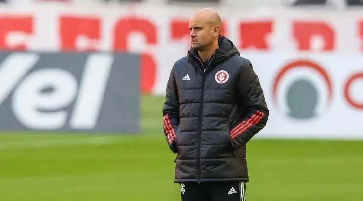 Miguel Ángel Ramírez: pode receber reforços (Foto: Pedro H. Tesch/AGIF)