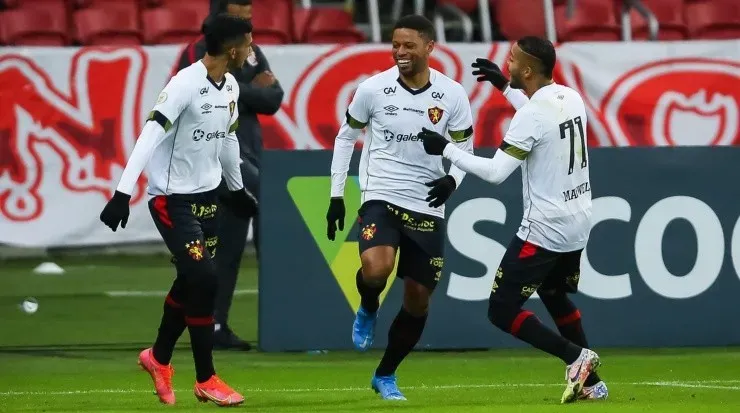 Logo na estreia, André balançou as redes contra o Inter (Foto: Pedro H. Tesch/AGIF)