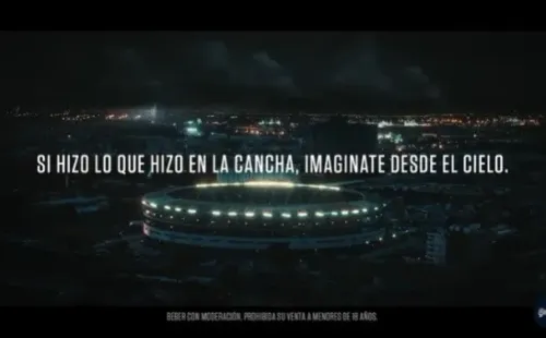 Comercial da cervejaria argentina pedindo ajuda a Maradona para vencer o Brasil. (Foto: Reprodução vídeo)