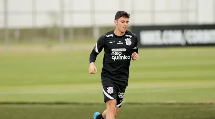 Mantuan está próximo de voltar a ficar à disposição do Corinthians. Foto: Rodrigo/ Coca/ Corinthians