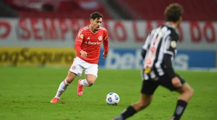 Maurício: favorito para vaga do camisa 10 (Foto: Ricardo Duarte/Internacional/Divulgação)