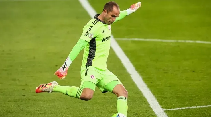 Lomba: futuro indefinido (Foto: Pedro H. Tesch/AGIF)