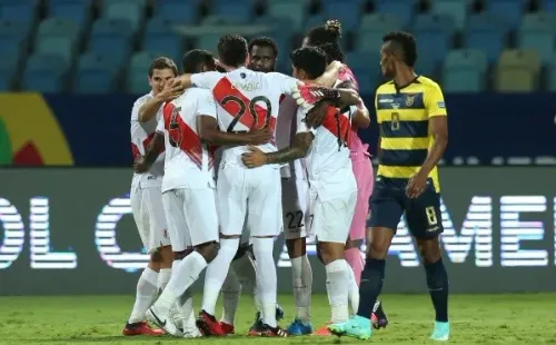 Seleção do Peru em campo na Copa América. (Foto: Getty Images)