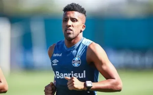 Cortez esteve fora das listas de relacionados do Grêmio contra Santos e Fortaleza (Foto: LUCAS UEBEL/GRÊMIO FBPA)
