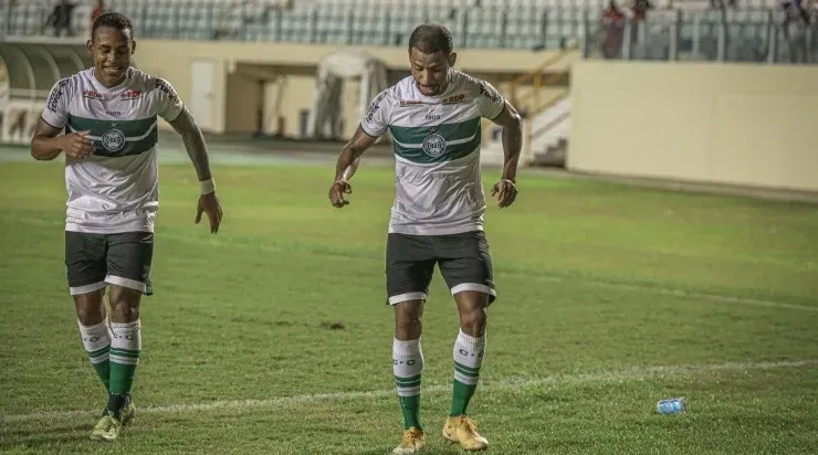 Waguininho: marcou o gol da vitória (Foto: Divulgação/Coritiba)