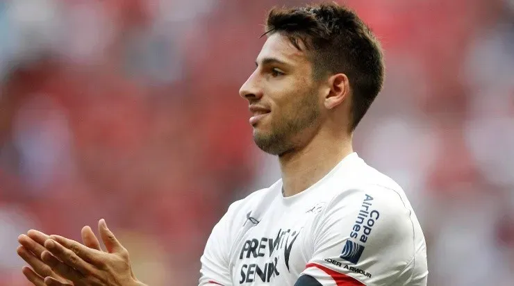 Calleri atuou por pouco tempo, mas teve destaque no Tricolor (Foto: Adalberto Marques/AGIF)